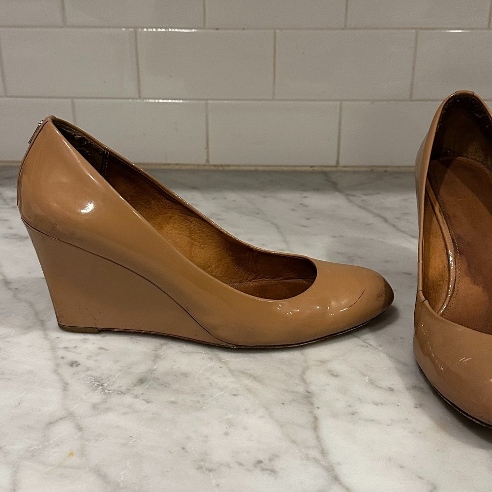 Coach Nudge Wedges Size 9